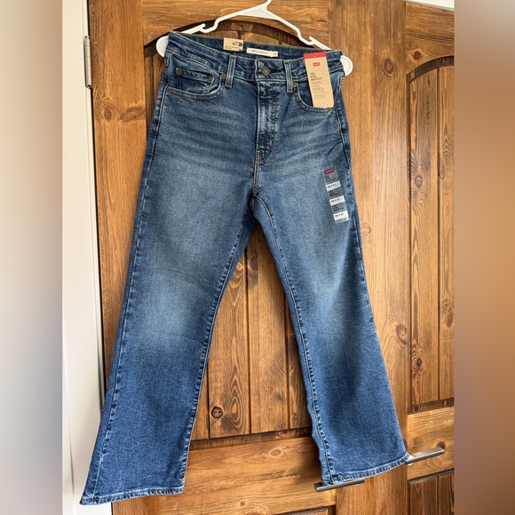 Levi's Women Classic Blue Bootcut Jeans - Picture 3 of 4